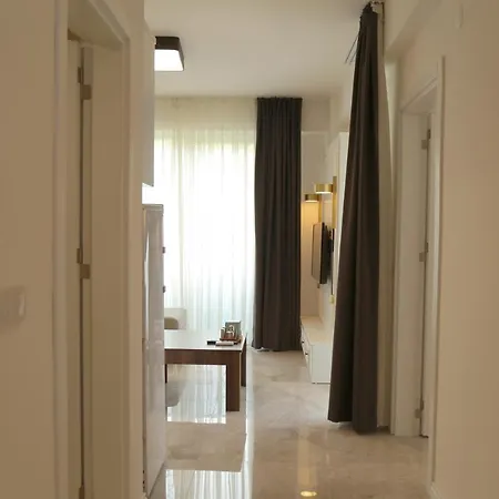In Luxury 凯梅尔