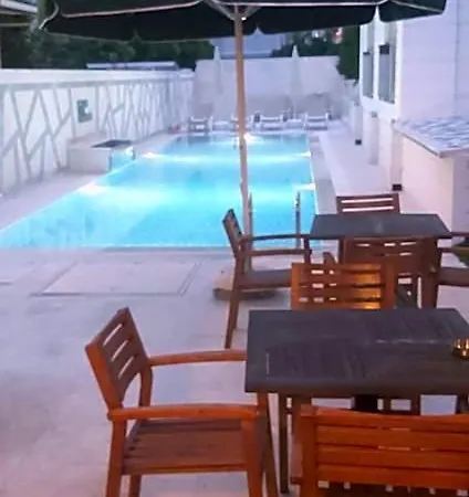 In Luxury 4*
