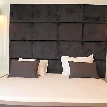 In Luxury Hotel de apartamente 4*