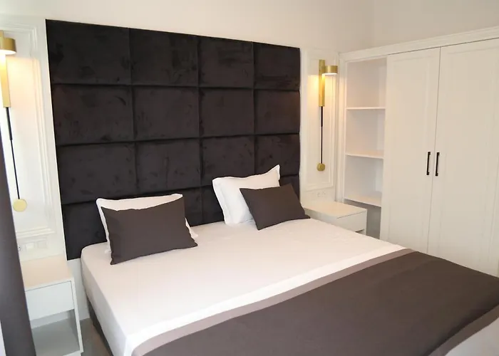 In Luxury Aparthotel